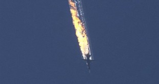 TURCHIA: Abbattuto caccia russo al confine siriano. "Violava il nostro spazio aereo"