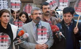 TURCHIA: Chi ha ucciso Tahir Elçi, l'avvocato della causa curda?