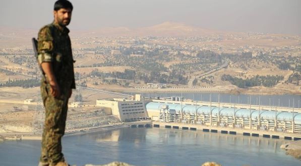 RIA: A ovest dell'Eufrate. I curdi occupano la diga di Tishrin