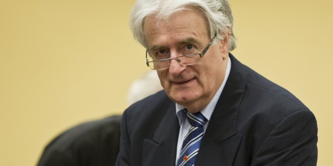Sentenza Karadzic, 40 anni di reclusione. Colpevole di genocidio a Srebrenica