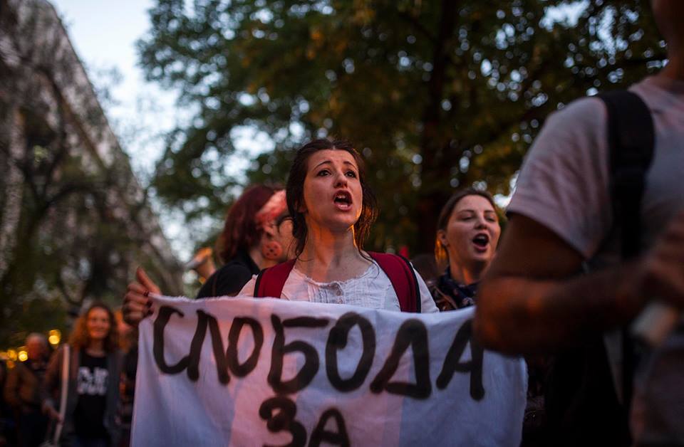 in piazza contro gruevski