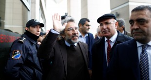 TURCHIA: Condannato il giornalista di opposizione Can Dundar