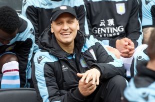 Stilijan Petrov Bulgaria Aston Villa