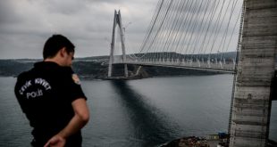 TURCHIA: Il nuovo ponte sul Bosforo tra 'follia' e propaganda