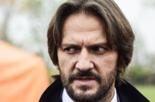Robert Kalinak si è dimesso