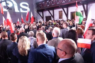 Il PiS avanza