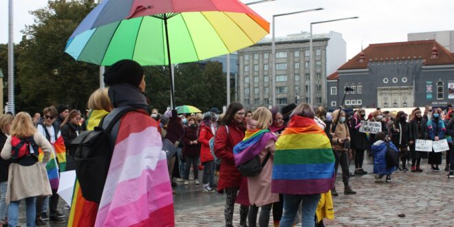 manifestazione lgbt a Tallinn