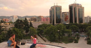 disputa sul raki, Tirana, Albania