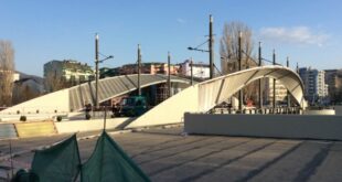 Il "Ponte della divisione" a Mitrovica