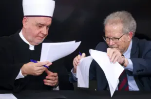 Gli esponenti delle comunità ebraica e musulmana di Bosnia Erzegovina firmano l'iniziativa di pace congiunta