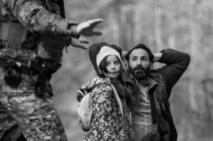 The Green Border di Agnieszka Holland apre stasera la selezione del concorso del Trieste Film Festival , già vincitore del premio speciale della Giuria alla scorsa Mostra Internazionale del Cinema di Venezia.