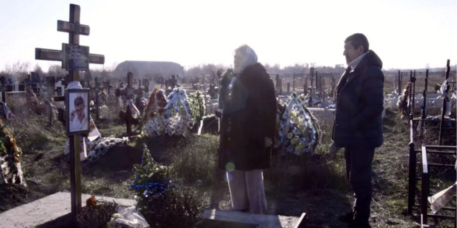 Nel mezzo di una panoramica documentaristica sull'Invasione in Ucraina sempre più cristallizzata, 1 Rue Angarskaia di Rostislav Kirpicenko racconta una nuova prospettiva.