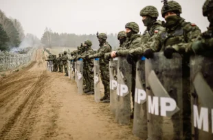 Militari al confine tra Polonia e Bielorussia