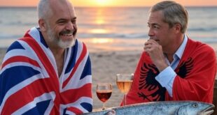 Farage albanesi