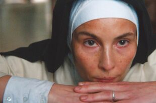 Film di apertura della sezione Orizzonti è Mother, la travolgente epopea su Madre Teresa di Calcutta firmata Teona Strugar Mitevska ed Elma Tataragic, con Noomi Rapace nel ruolo di protagonista.